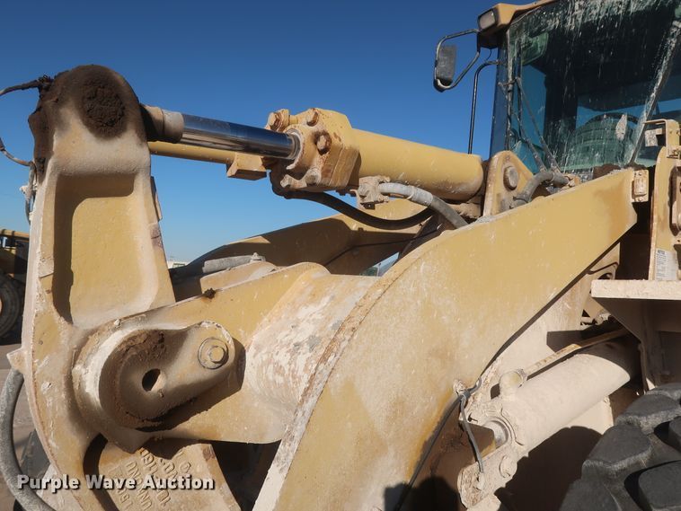 image for item DJ2254 2002 Caterpillar 938G  wheel loader