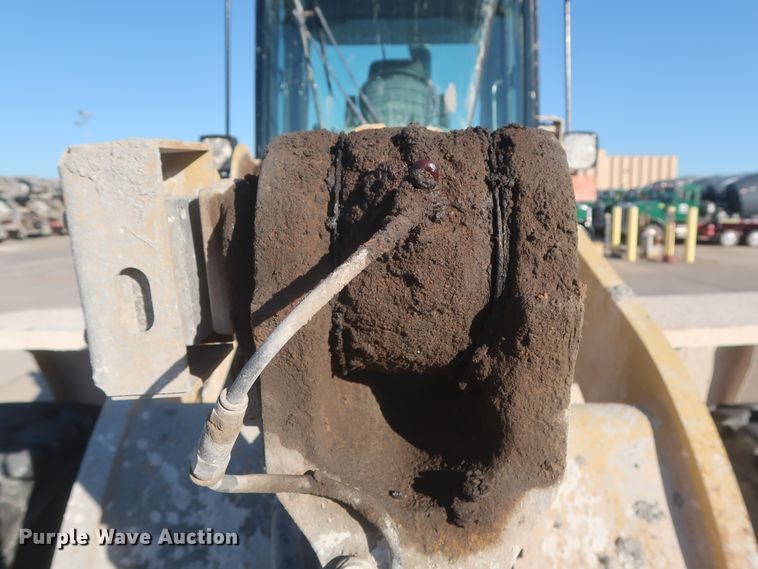 image for item DJ2254 2002 Caterpillar 938G  wheel loader