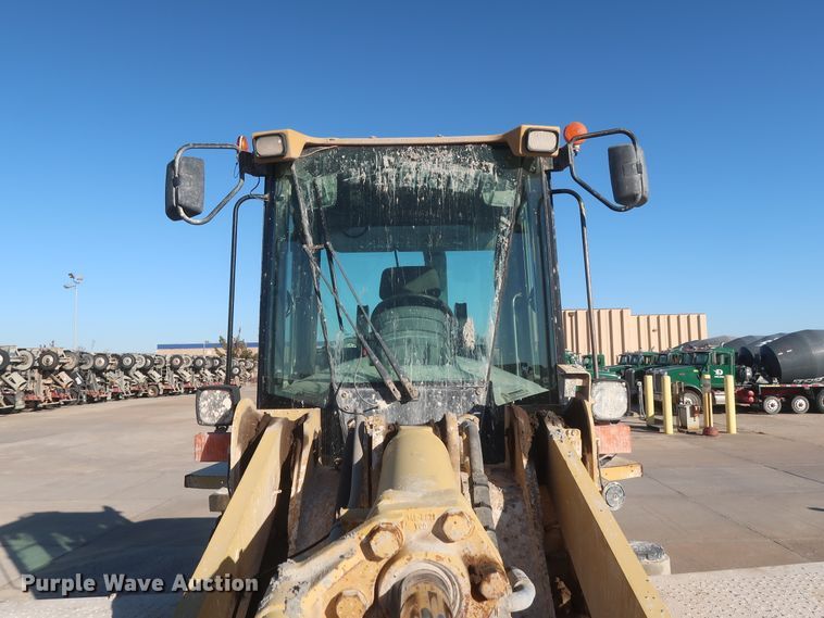 image for item DJ2254 2002 Caterpillar 938G  wheel loader