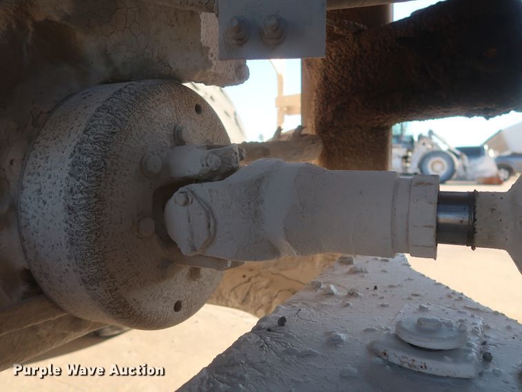 image for item DJ2254 2002 Caterpillar 938G  wheel loader