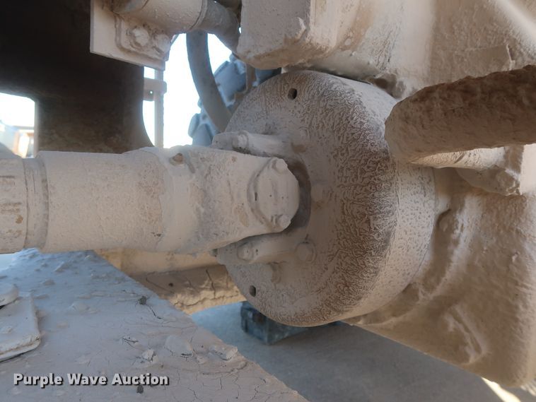 image for item DJ2254 2002 Caterpillar 938G  wheel loader