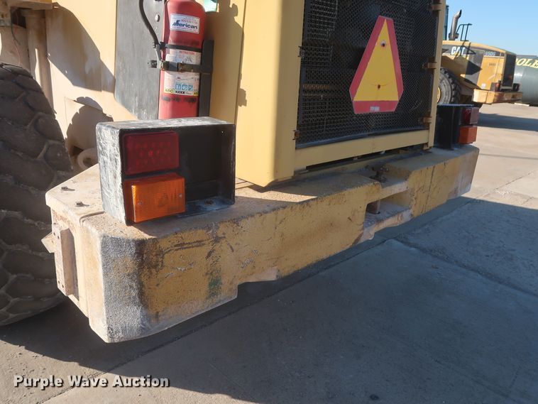 image for item DJ2254 2002 Caterpillar 938G  wheel loader