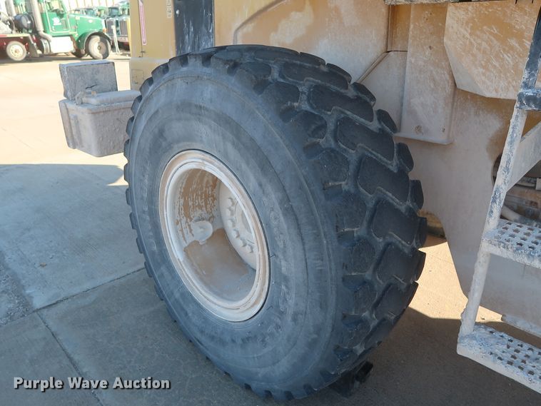 image for item DJ2254 2002 Caterpillar 938G  wheel loader