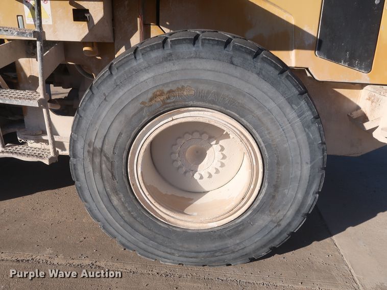 image for item DJ2254 2002 Caterpillar 938G  wheel loader