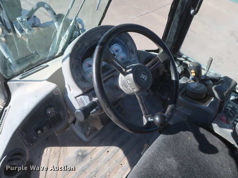 image for item DJ2255 2004 Caterpillar 924G  wheel loader