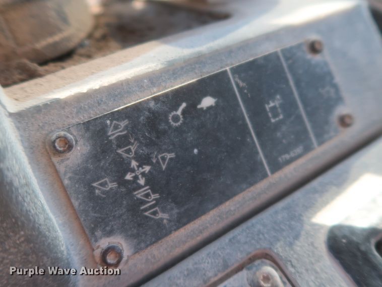 image for item DJ2255 2004 Caterpillar 924G  wheel loader