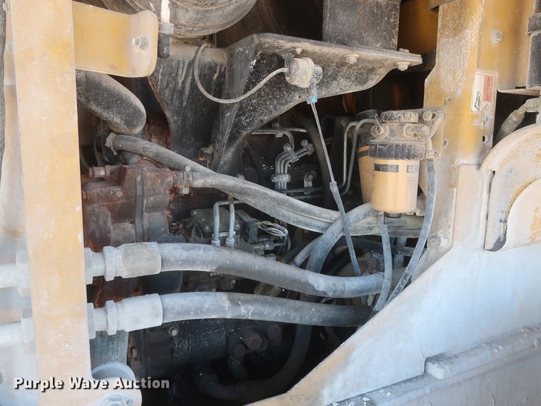 image for item DJ2255 2004 Caterpillar 924G  wheel loader