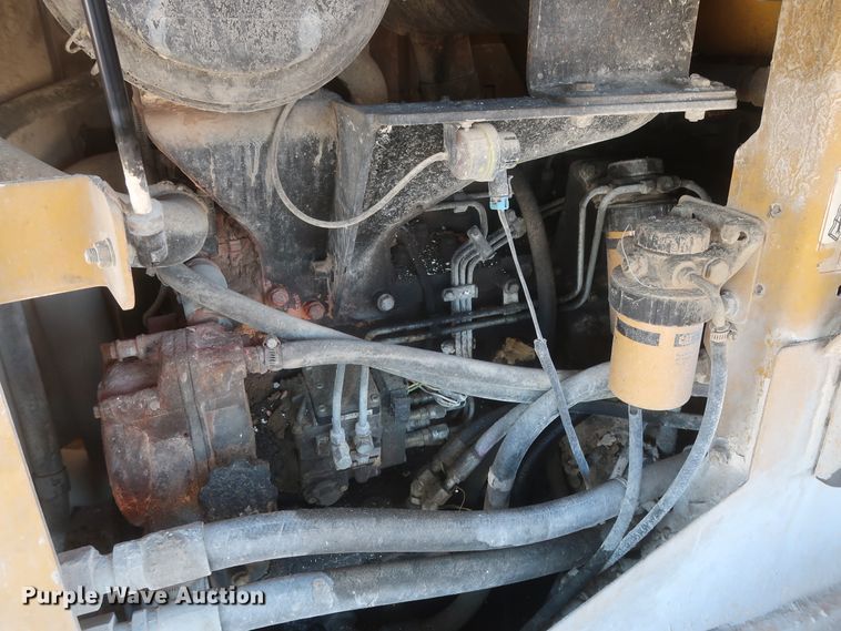 image for item DJ2255 2004 Caterpillar 924G  wheel loader