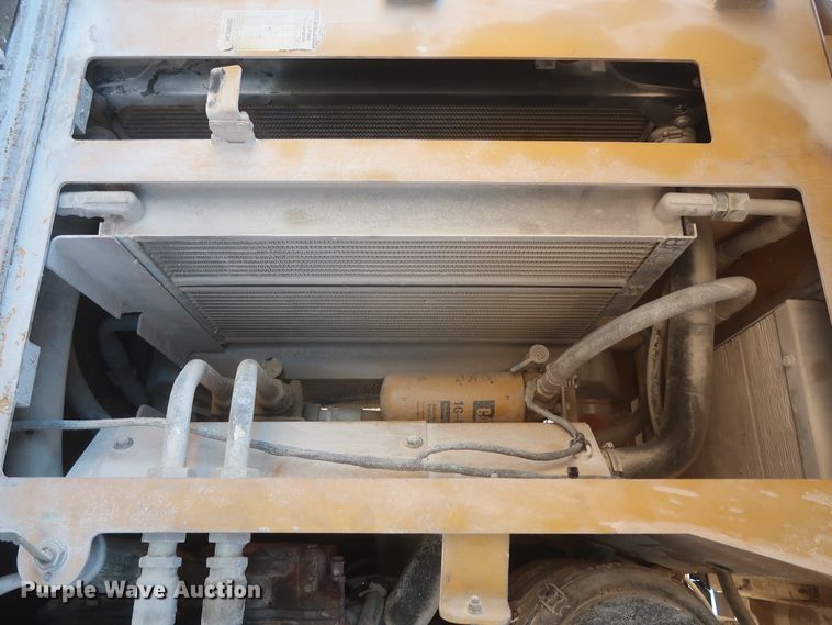 image for item DJ2255 2004 Caterpillar 924G  wheel loader