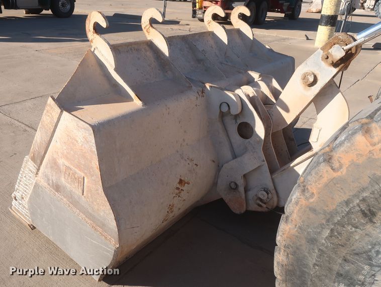 image for item DJ2255 2004 Caterpillar 924G  wheel loader