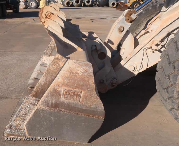 image for item DJ2255 2004 Caterpillar 924G  wheel loader