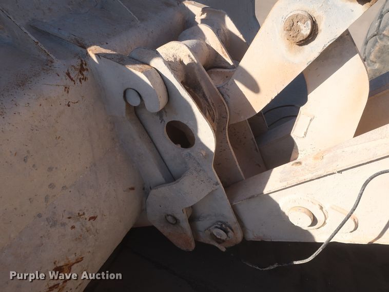 image for item DJ2255 2004 Caterpillar 924G  wheel loader