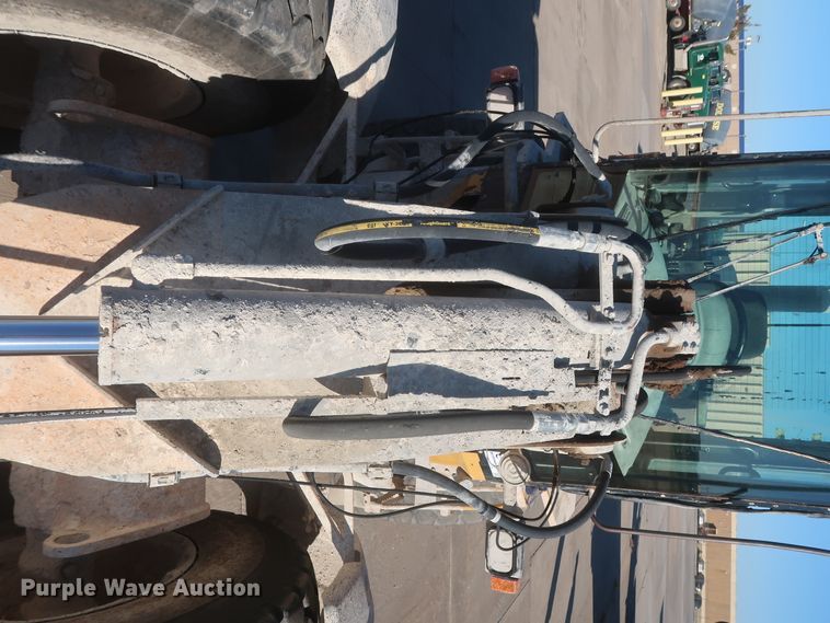 image for item DJ2255 2004 Caterpillar 924G  wheel loader