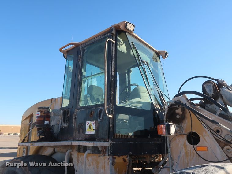 image for item DJ2255 2004 Caterpillar 924G  wheel loader