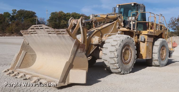 image for item DJ2256 2002 Caterpillar 988G  wheel loader