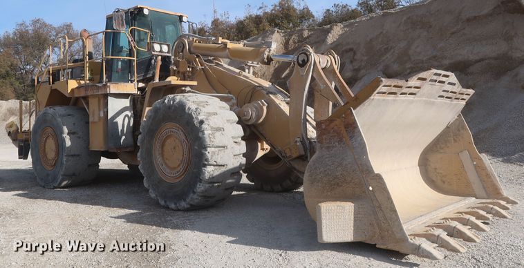 image for item DJ2256 2002 Caterpillar 988G  wheel loader