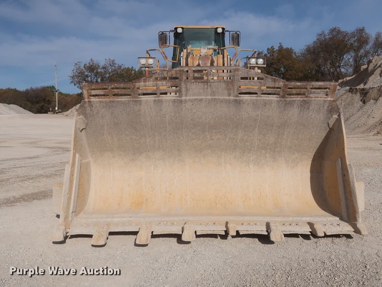 image for item DJ2256 2002 Caterpillar 988G  wheel loader