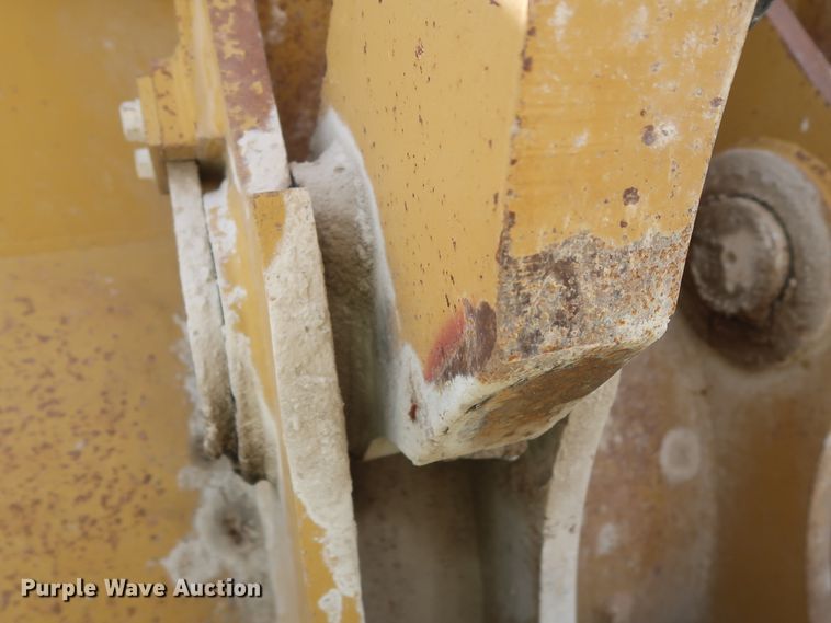 image for item DJ2256 2002 Caterpillar 988G  wheel loader