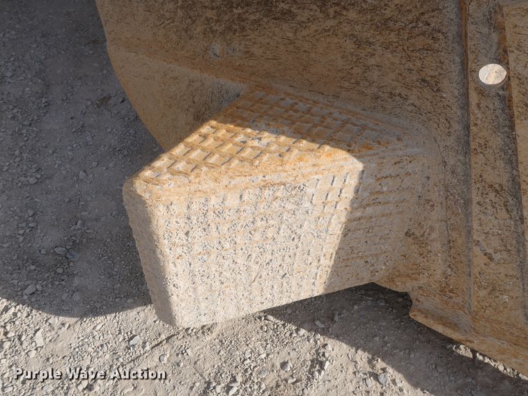 image for item DJ2256 2002 Caterpillar 988G  wheel loader