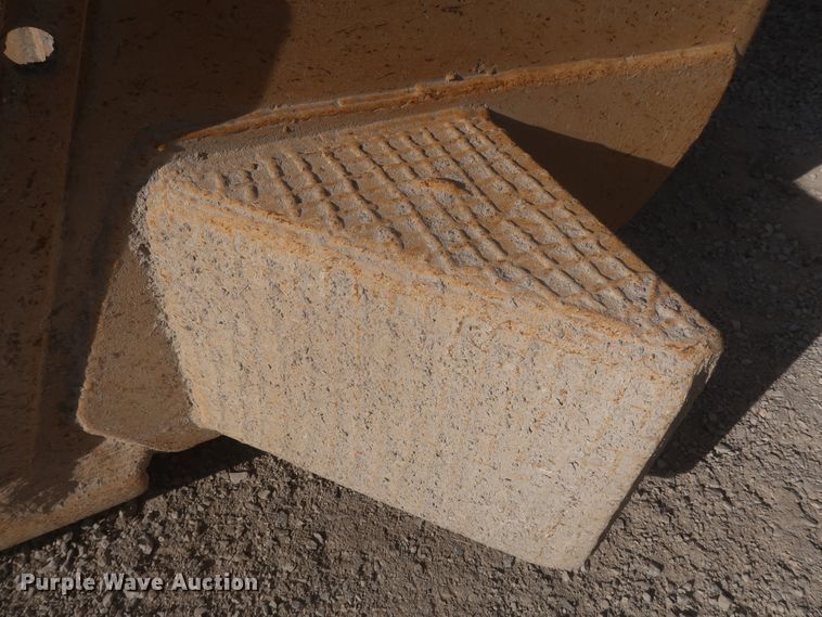 image for item DJ2256 2002 Caterpillar 988G  wheel loader