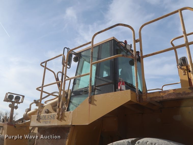 image for item DJ2256 2002 Caterpillar 988G  wheel loader