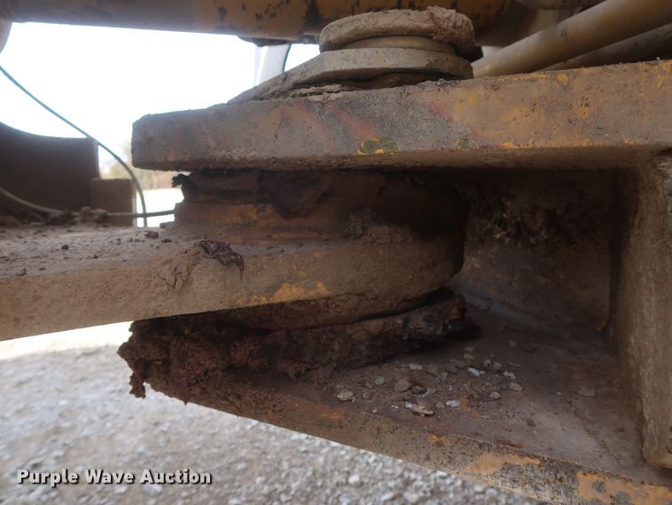 image for item DJ2256 2002 Caterpillar 988G  wheel loader