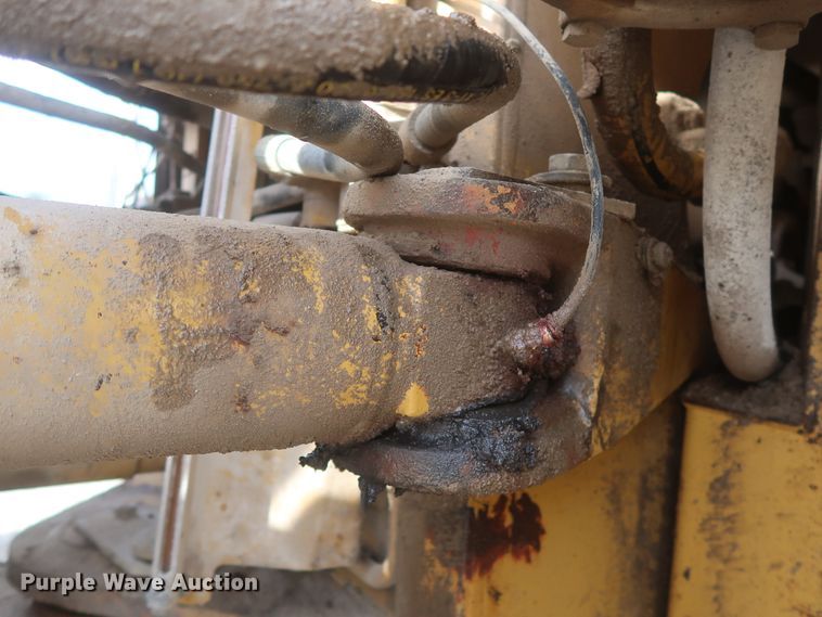 image for item DJ2256 2002 Caterpillar 988G  wheel loader