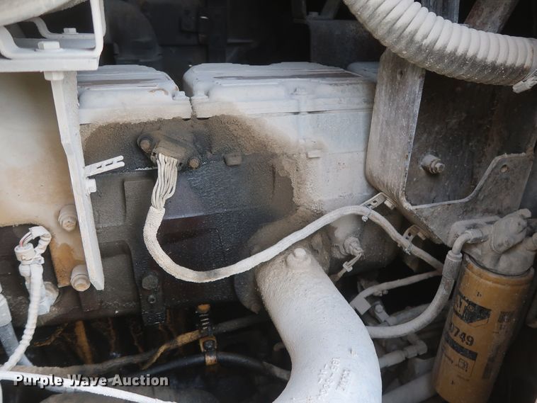 image for item DJ2256 2002 Caterpillar 988G  wheel loader