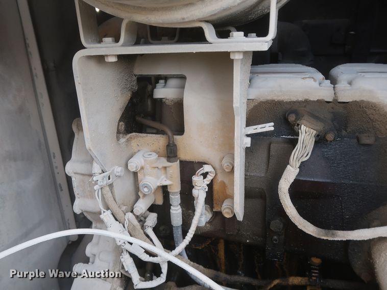 image for item DJ2256 2002 Caterpillar 988G  wheel loader