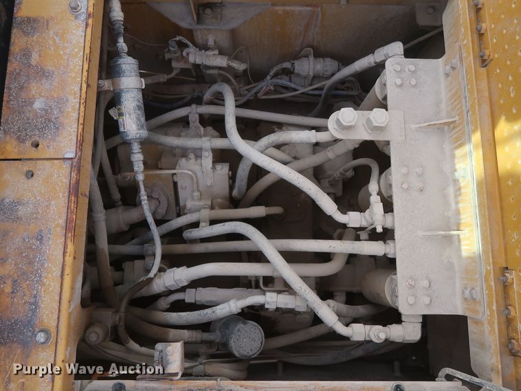 image for item DJ2256 2002 Caterpillar 988G  wheel loader