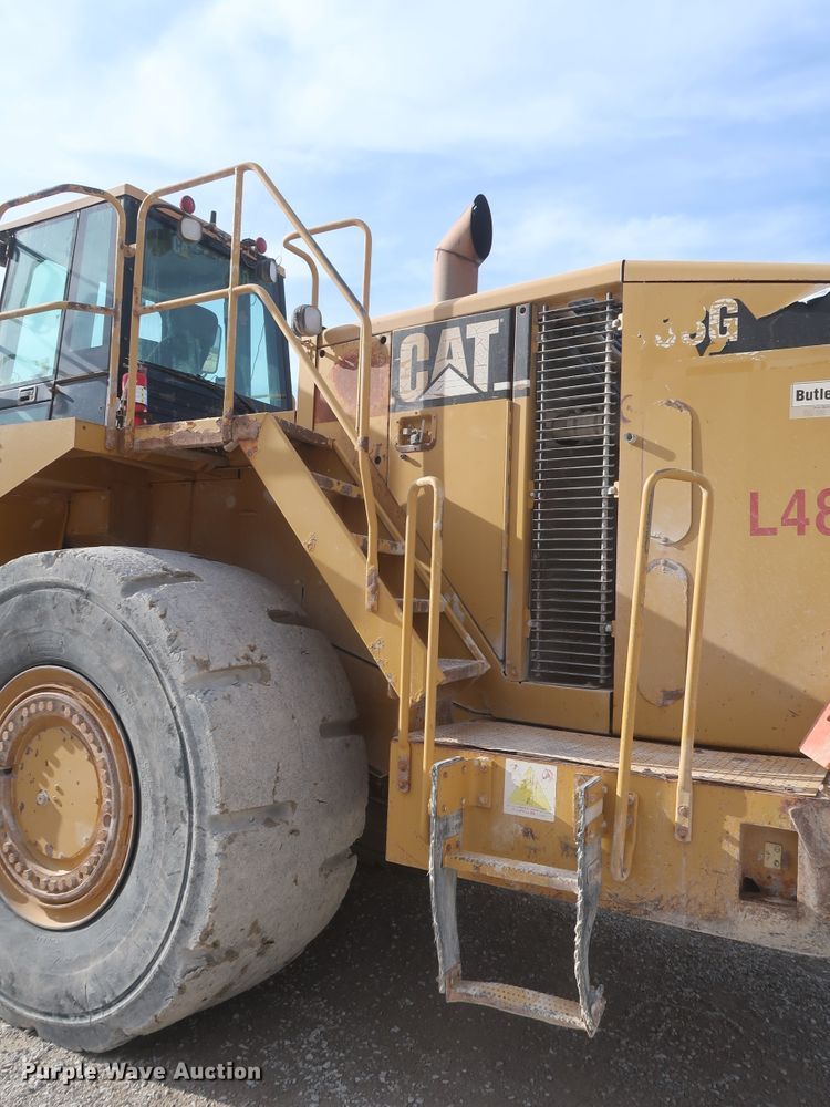 image for item DJ2256 2002 Caterpillar 988G  wheel loader