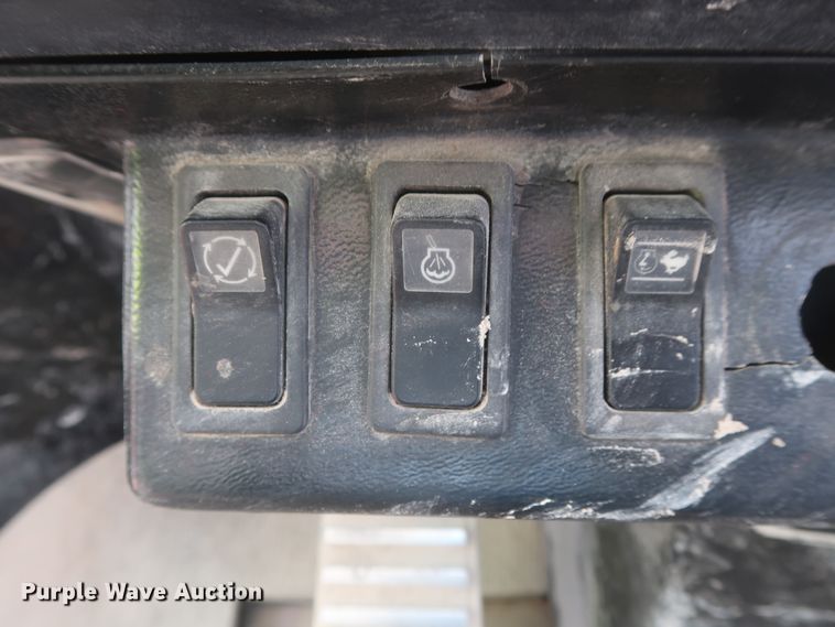 image for item DJ2256 2002 Caterpillar 988G  wheel loader