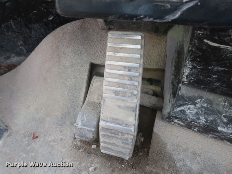 image for item DJ2256 2002 Caterpillar 988G  wheel loader