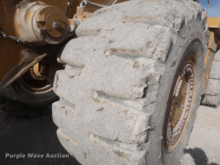 image for item DJ2256 2002 Caterpillar 988G  wheel loader