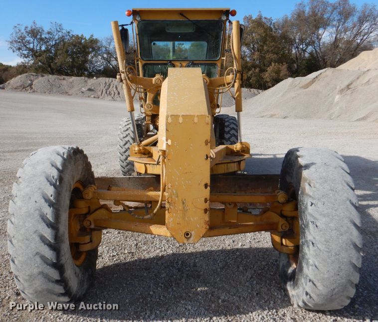 image for item DJ2257 1990 Caterpillar 12G  motor grader