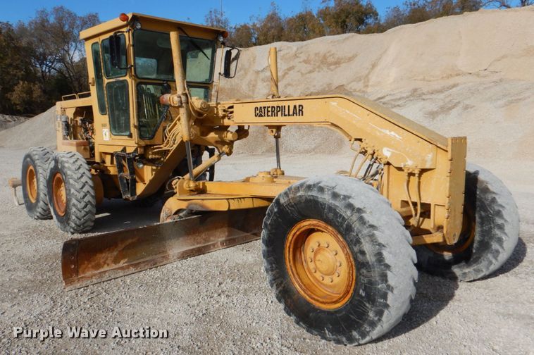 image for item DJ2257 1990 Caterpillar 12G  motor grader