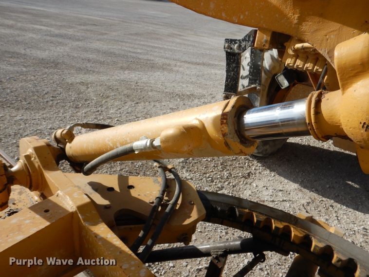 image for item DJ2257 1990 Caterpillar 12G  motor grader