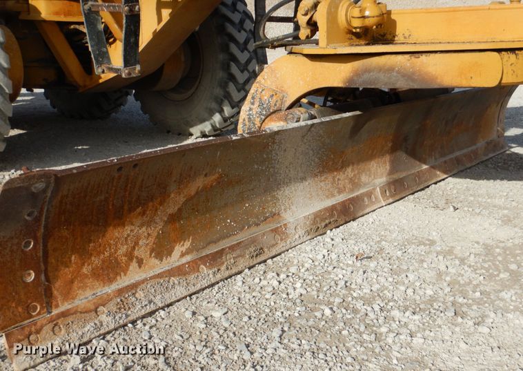 image for item DJ2257 1990 Caterpillar 12G  motor grader