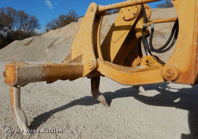 image for item DJ2257 1990 Caterpillar 12G  motor grader