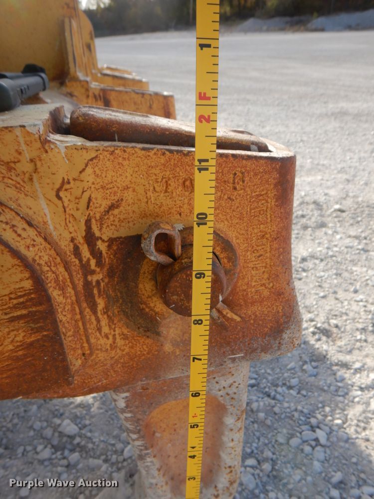 image for item DJ2257 1990 Caterpillar 12G  motor grader