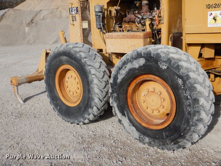 image for item DJ2257 1990 Caterpillar 12G  motor grader