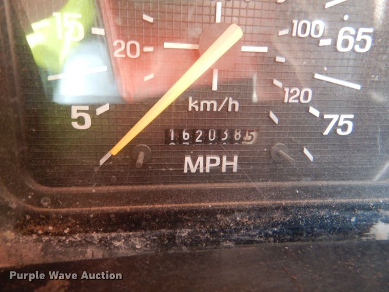 image for item DJ2258 1999 Ford F800  utility truck with crane