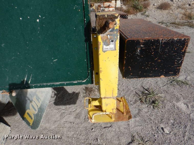 image for item DJ2258 1999 Ford F800  utility truck with crane