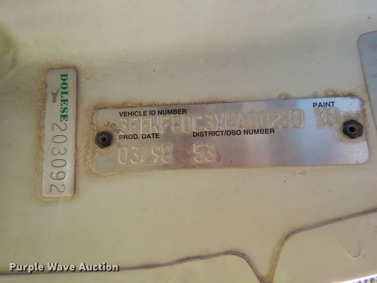 image for item DJ2258 1999 Ford F800  utility truck with crane