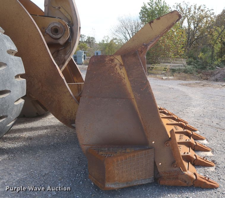 image for item DJ2259 1995 Caterpillar 990 Series II  wheel loader