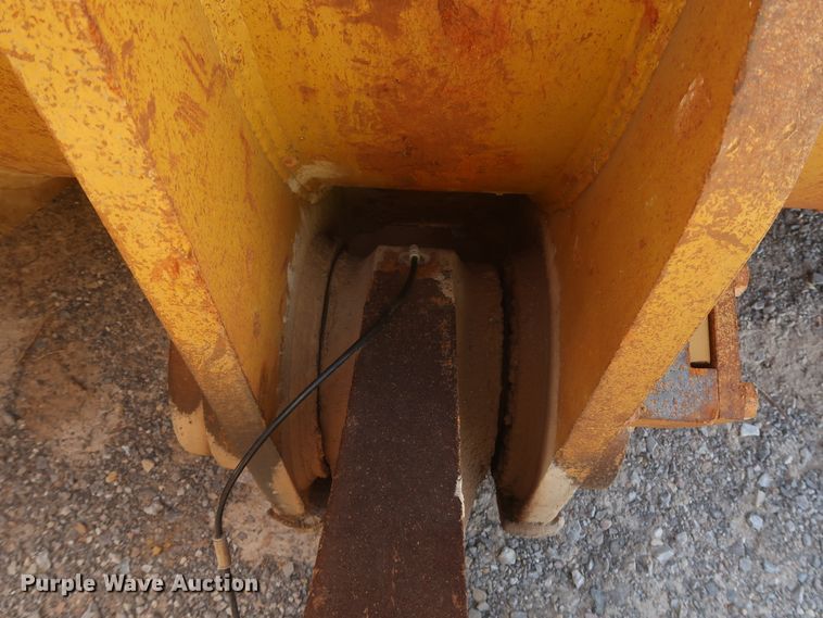 image for item DJ2259 1995 Caterpillar 990 Series II  wheel loader