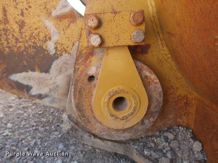 image for item DJ2259 1995 Caterpillar 990 Series II  wheel loader