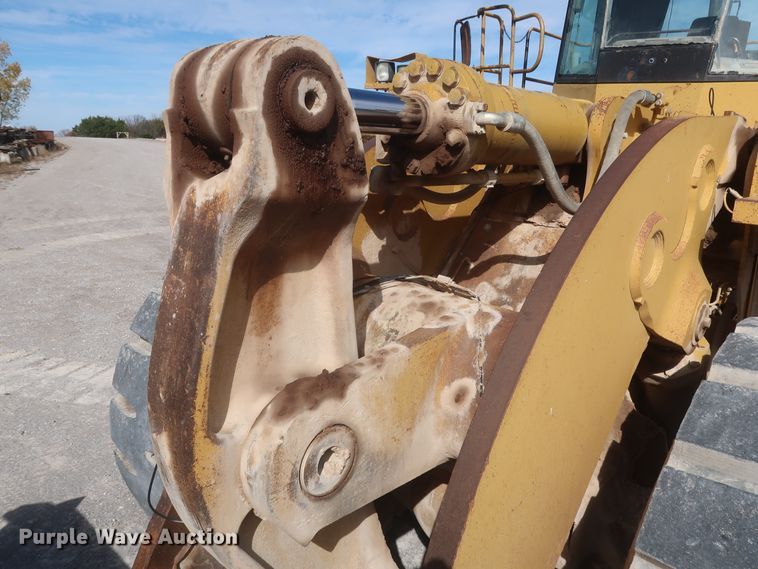 image for item DJ2259 1995 Caterpillar 990 Series II  wheel loader