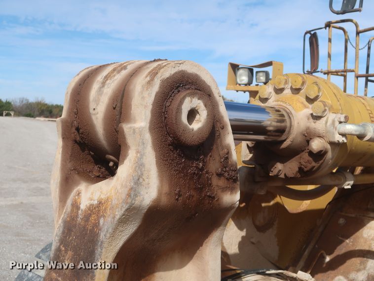 image for item DJ2259 1995 Caterpillar 990 Series II  wheel loader