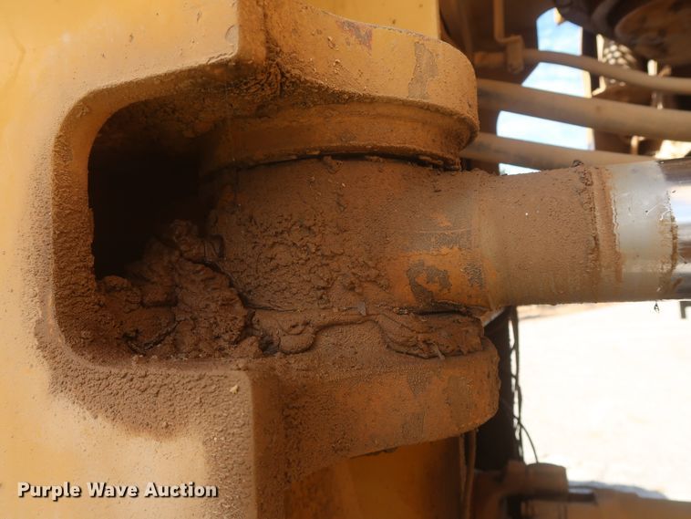 image for item DJ2259 1995 Caterpillar 990 Series II  wheel loader